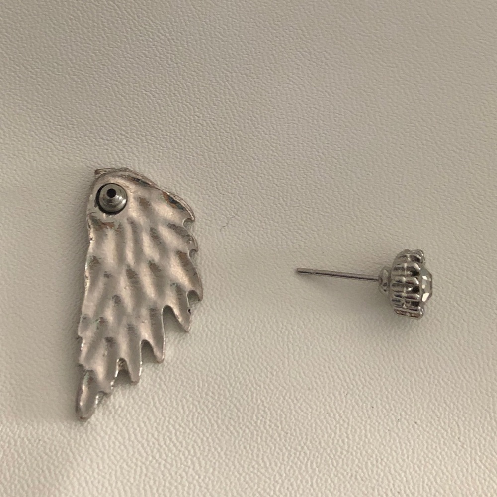 5⭐️Top Seller! Silver Front back statement earring - Picture 9 of 10